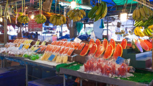 Утрений рынок Махарат в Краби