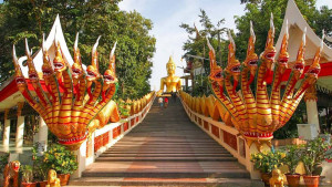 Храм Ванг Сам Сиен